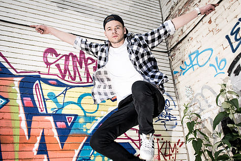 Live online workshops, led by Billy Read, Deaf street dancer and&nbsp;Choreographer.