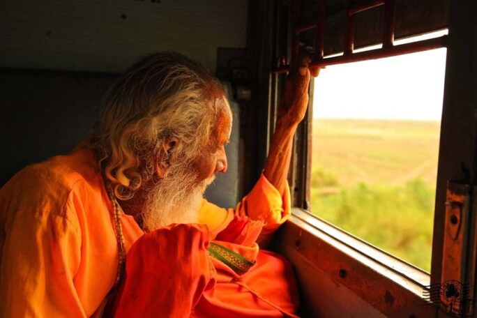 Transforming Narratives Digital – Creating a visual dictionary of new signs representing lockdown and the pandemic in Birmingham and&nbsp;Karachi