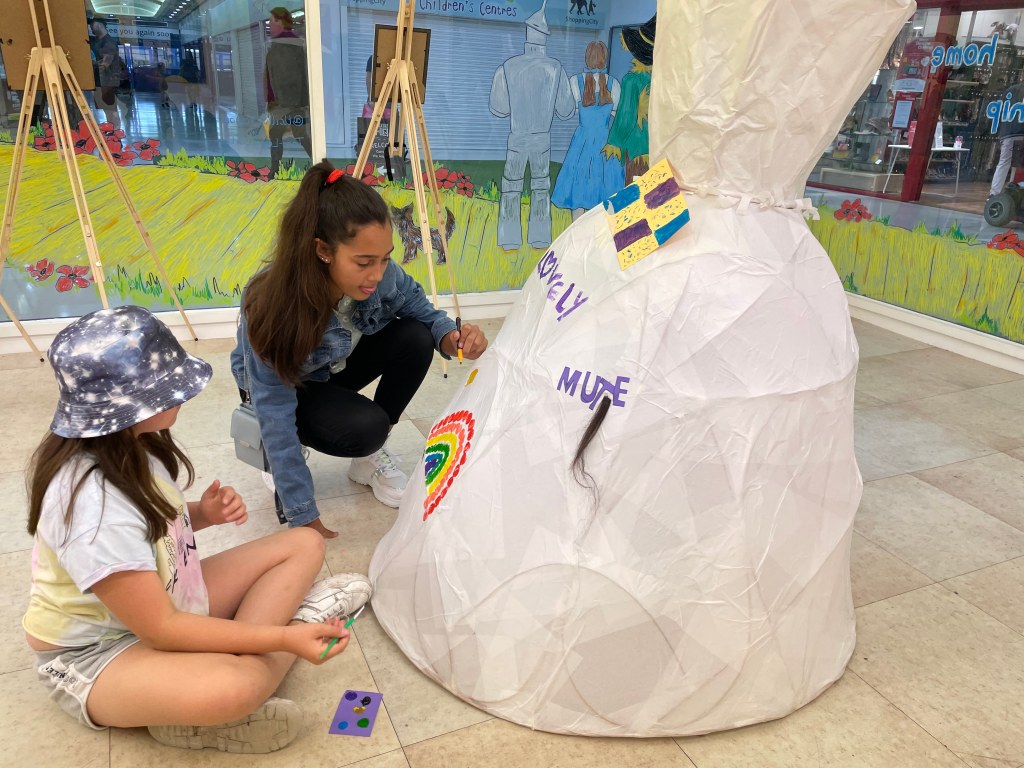 Visitors to Leicester’s Liberty Festival meet Deaf Artist Maral for Lantern Workshop