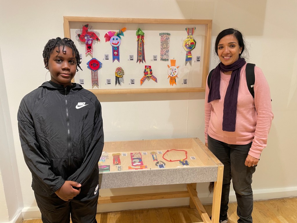 Craft space ask Deaf Explorer to deliver workshops with deaf community groups in Birmingham